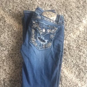 28 x 31 Miss Me Jeans